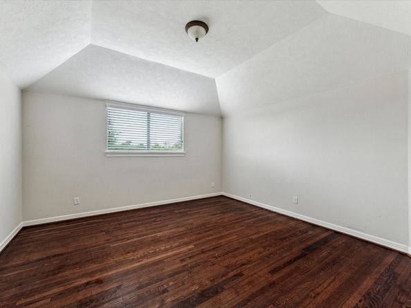 10707 Mandavilla Dr Drive, Houston TX 77095