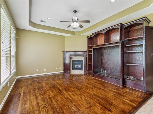 10707 Mandavilla Dr Drive, Houston TX 77095