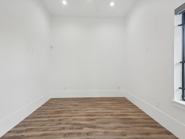 3505 Cobb Street, Houston TX 77004