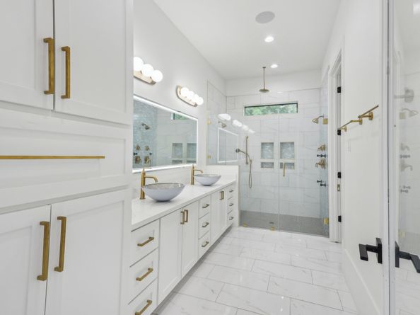 3505 Cobb Street, Houston TX 77004