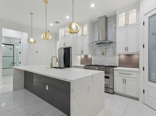 3505 Cobb Street, Houston TX 77004