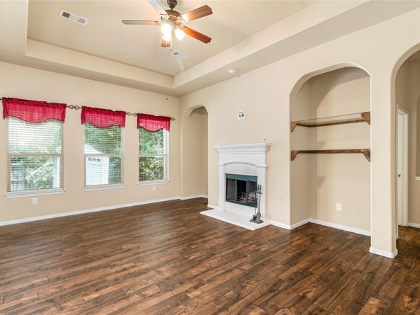 1938 Honey Laurel Drive, Conroe TX 77304