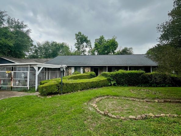 2923 Ellington Street, Houston TX 77088
