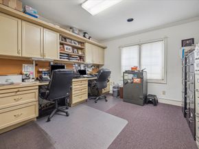 5135 Edloe Street, Houston TX 77005