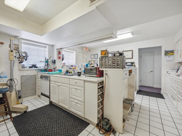 5135 Edloe Street, Houston TX 77005