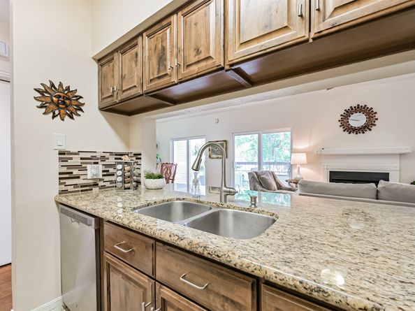 18809 Egret Bay Boulevard 306, Webster TX 77058
