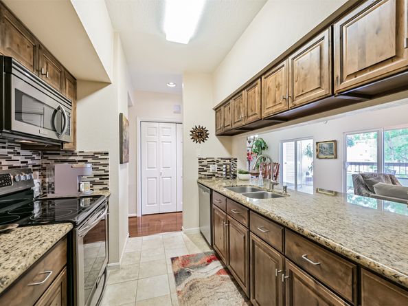 18809 Egret Bay Boulevard 306, Webster TX 77058