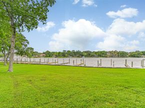 18809 Egret Bay Boulevard 306, Webster TX 77058
