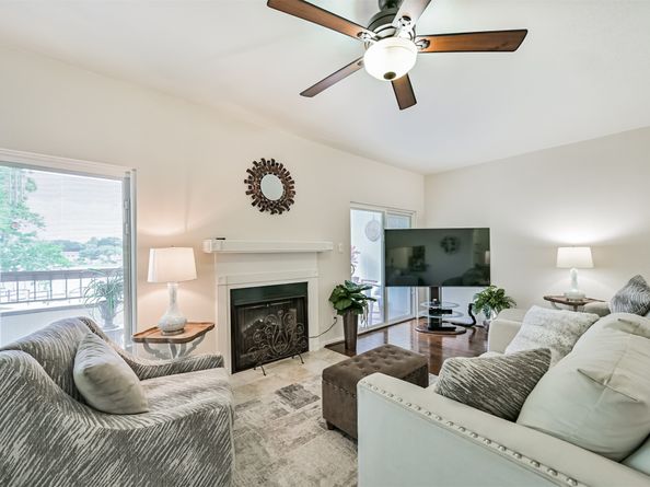 18809 Egret Bay Boulevard 306, Webster TX 77058