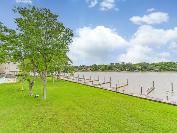 18809 Egret Bay Boulevard 306, Webster TX 77058