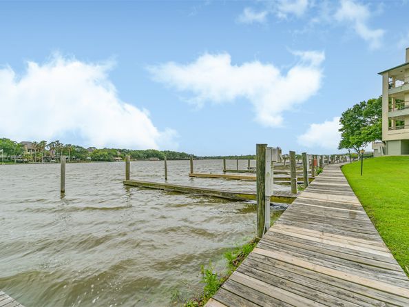 18809 Egret Bay Boulevard 306, Webster TX 77058