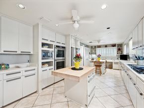 10227 Holly Springs Drive, Houston TX 77042