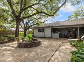 10227 Holly Springs Drive, Houston TX 77042