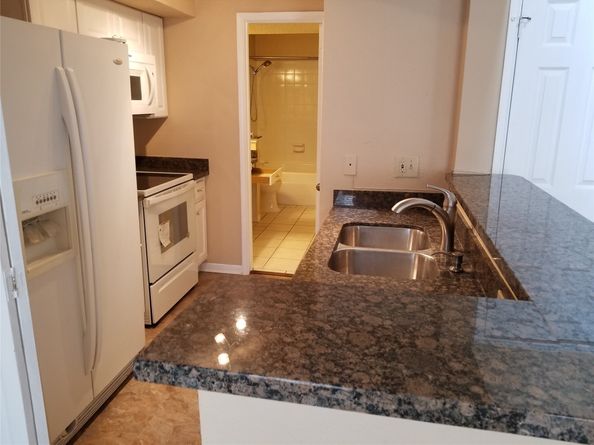 2300 Old Spanish Trail 2108, Houston TX 77054