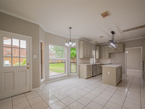 215 Wood Circle Lane, Houston TX 77015