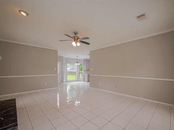 215 Wood Circle Lane, Houston TX 77015