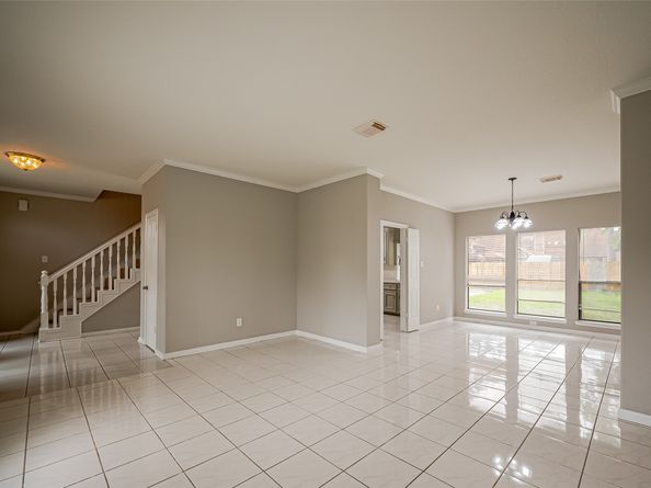 215 Wood Circle Lane, Houston TX 77015