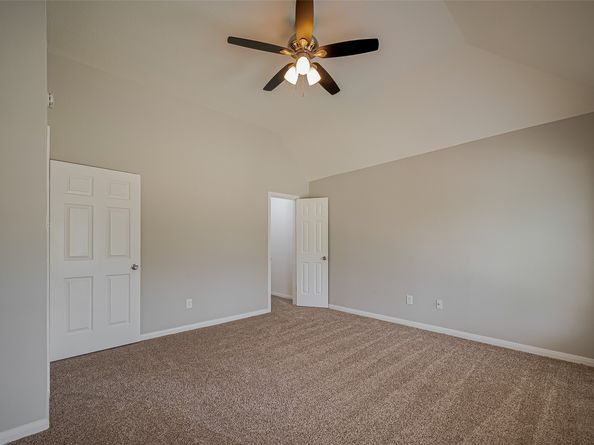 215 Wood Circle Lane, Houston TX 77015