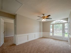 215 Wood Circle Lane, Houston TX 77015