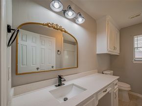 215 Wood Circle Lane, Houston TX 77015