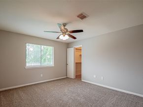 215 Wood Circle Lane, Houston TX 77015