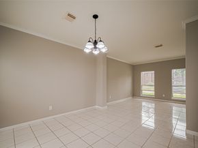 215 Wood Circle Lane, Houston TX 77015