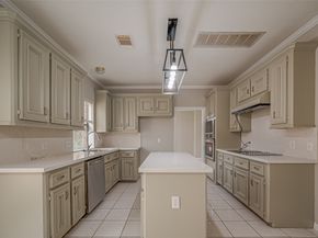 215 Wood Circle Lane, Houston TX 77015