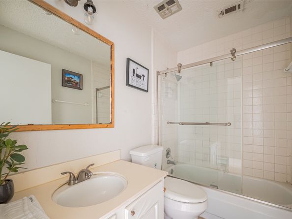 5837 Sunforest Drive, Houston TX 77092
