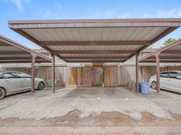 5837 Sunforest Drive, Houston TX 77092