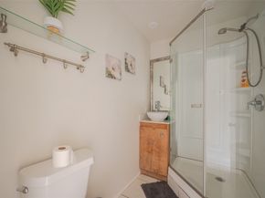 5837 Sunforest Drive, Houston TX 77092
