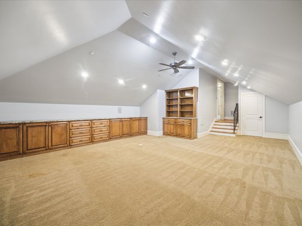 2 Burkhart Forest Court, Spring Valley Village TX 77055