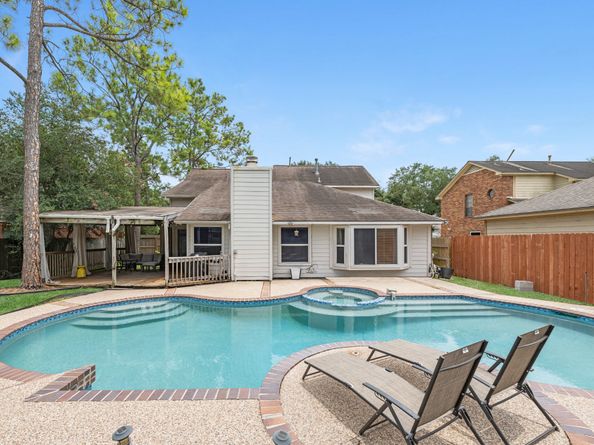 8023 Pine Falls Drive, Houston TX 77095