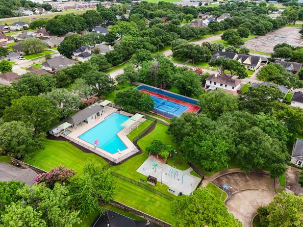 1003 Sugarfield Court, Sugar Land TX 77498