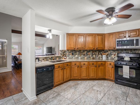 1003 Sugarfield Court, Sugar Land TX 77498