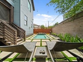 959 W 42nd Street, Houston TX 77018