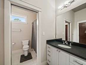 959 W 42nd Street, Houston TX 77018