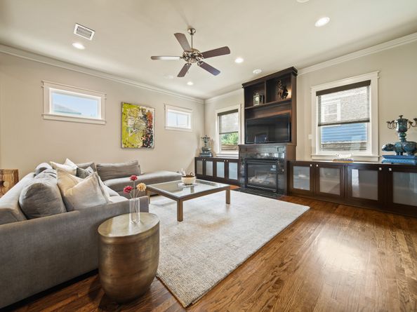959 W 42nd Street, Houston TX 77018