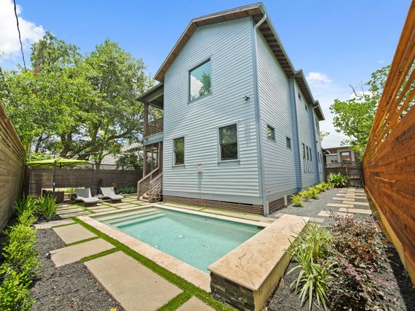 959 W 42nd Street, Houston TX 77018