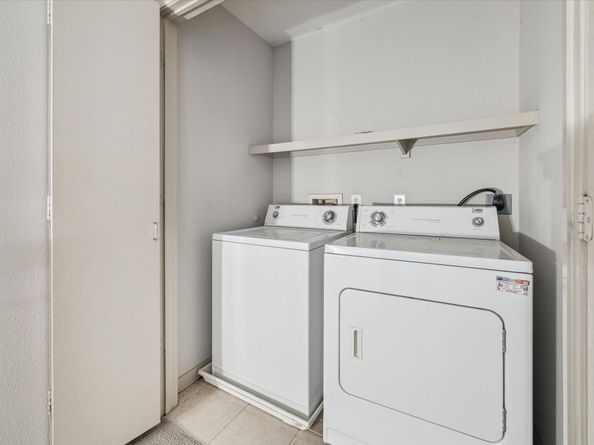 5219 Kiam Street F, Houston TX 77007