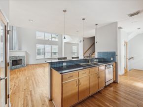 5219 Kiam Street F, Houston TX 77007