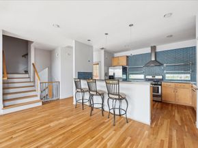 5219 Kiam Street F, Houston TX 77007