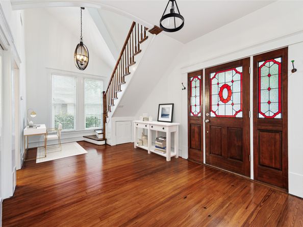 208 E 12th Street, Houston TX 77008