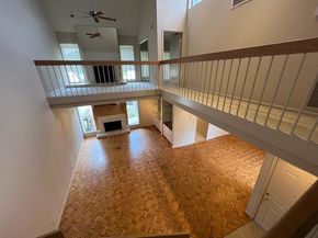 7655 S Braeswood Boulevard 8, Houston TX 77071