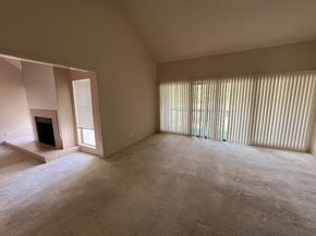 7655 S Braeswood Boulevard 8, Houston TX 77071