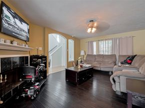 15911 Mission Glen Drive, Houston TX 77083