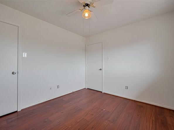 15911 Mission Glen Drive, Houston TX 77083