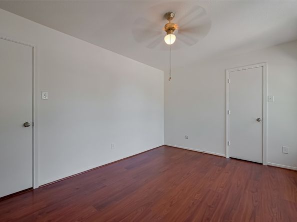 15911 Mission Glen Drive, Houston TX 77083