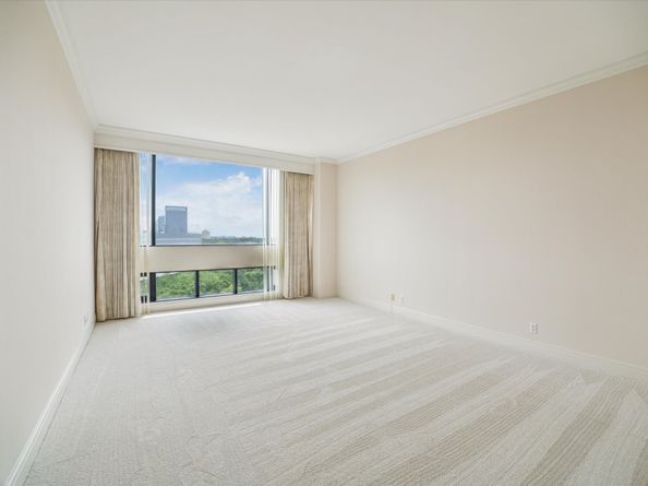 1111 Hermann Drive 7F, Houston TX 77004