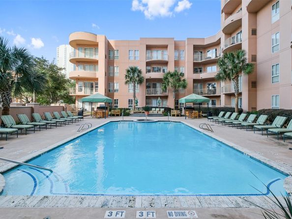3505 Sage Road 2804, Houston TX 77056