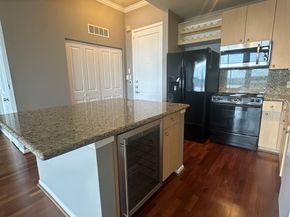 3505 Sage Road 2804, Houston TX 77056